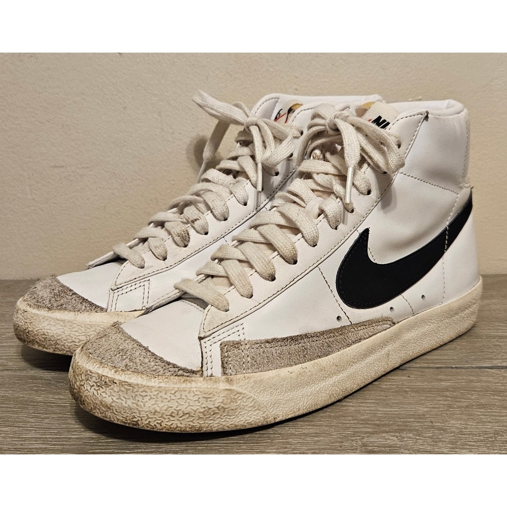 Nike Blazer Mid 77 Vintage Womens 8 White Black High Top Sneakers CZ1055-100